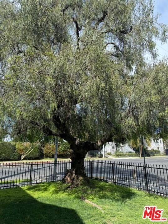 Building Photo - 1601 Van Ness Ave