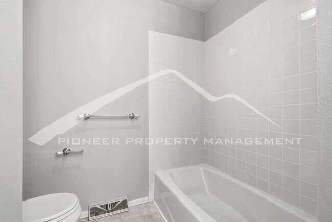 Building Photo - Spacious Home with 2 Car Garage and Fenced in Backyard!