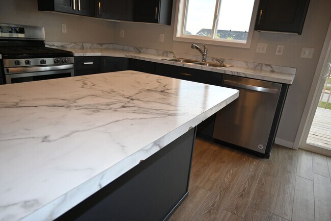 Building Photo - Beautiful 4 Bedroom Home by Brooks Harbor ...