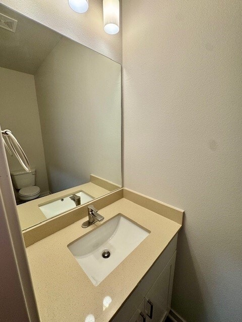 Building Photo - 3909 SW Pecan Cir