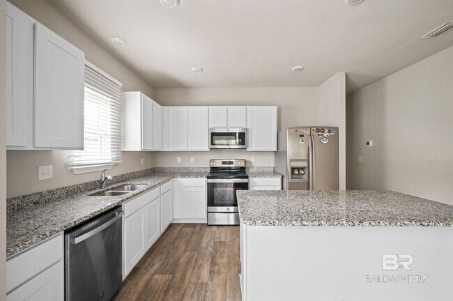 Building Photo - 24154 Veranda Cir