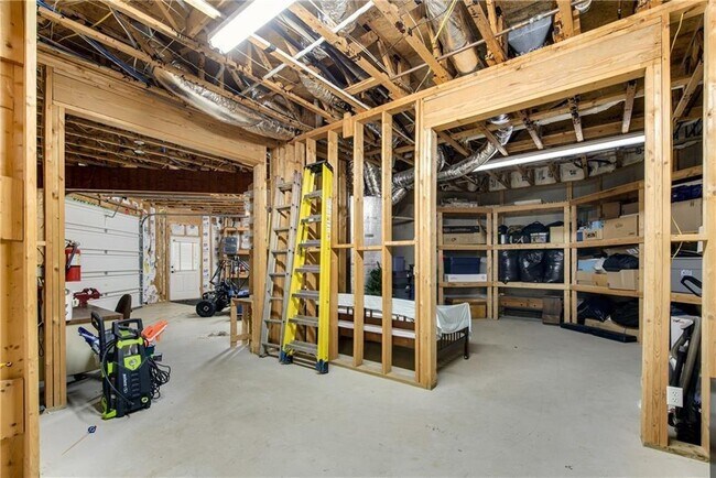 Building Photo - 8335 Hurakan Creek Crossing