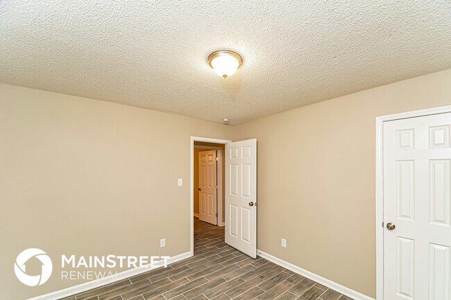 Building Photo - 1 Olive Pl