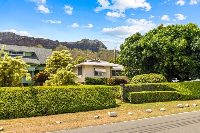 Building Photo - Charming 3-bedroom, 1.5-bathroom house loc...