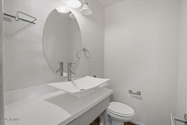 Building Photo - 6528 N 17th Ave