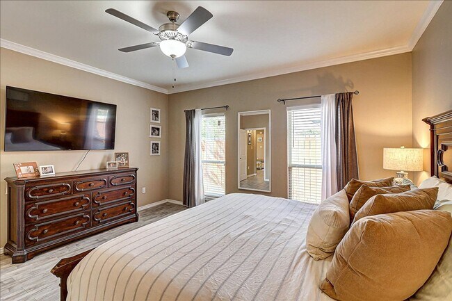 Building Photo - 5817 Bella Di Giorno Dr