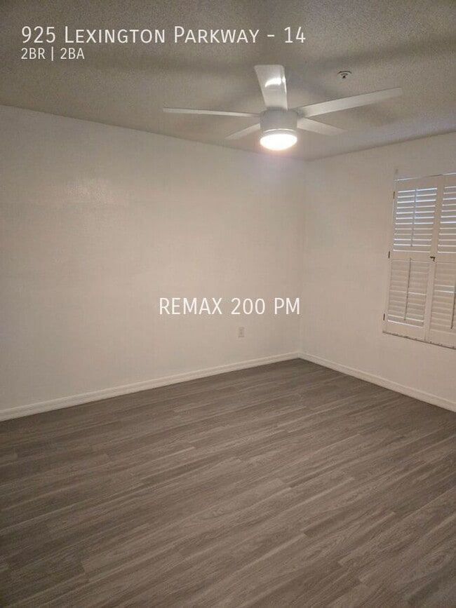 Building Photo - 925 Lexington Pkwy