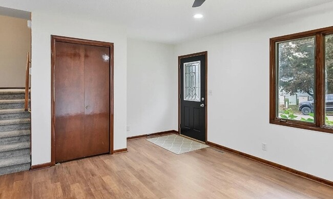 Building Photo - 315 Morgan St