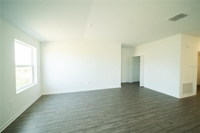 Building Photo - 4757 SW 83rd Lp