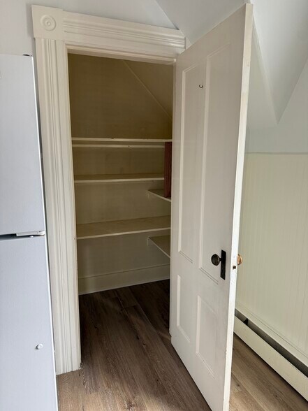 Building Photo - 89 Belmont St