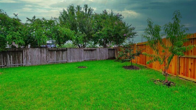 Building Photo - 6426 Black Bamboo Ln