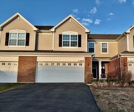 Building Photo - 1327 Draper Rd