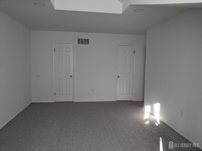 Building Photo - 310 Michaels Ct