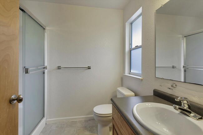 Building Photo - Tons of Space l Great Schools l Prime Sili...