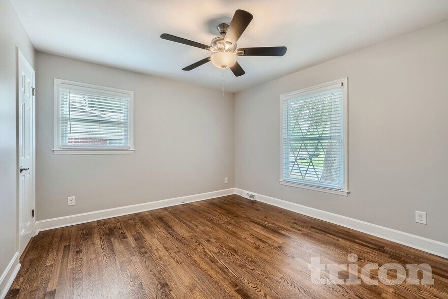 Building Photo - 7133 Starvalley Dr