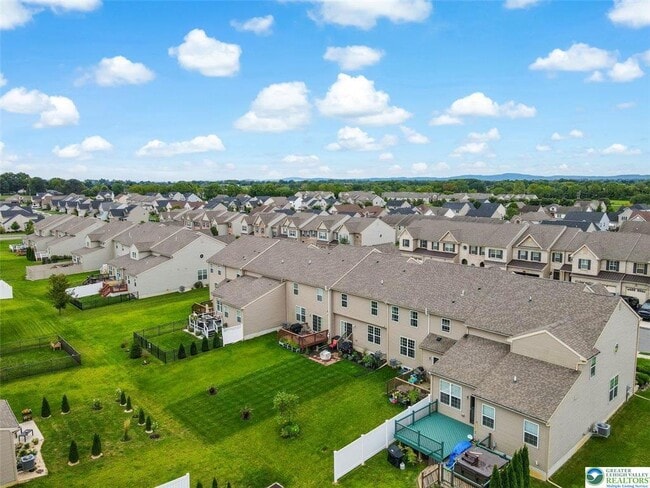 Building Photo - 4492 Cottonwood Dr