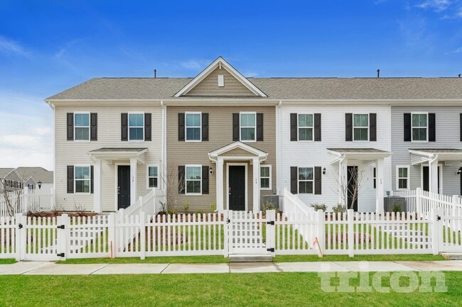 Building Photo - 15 Beautyberry St