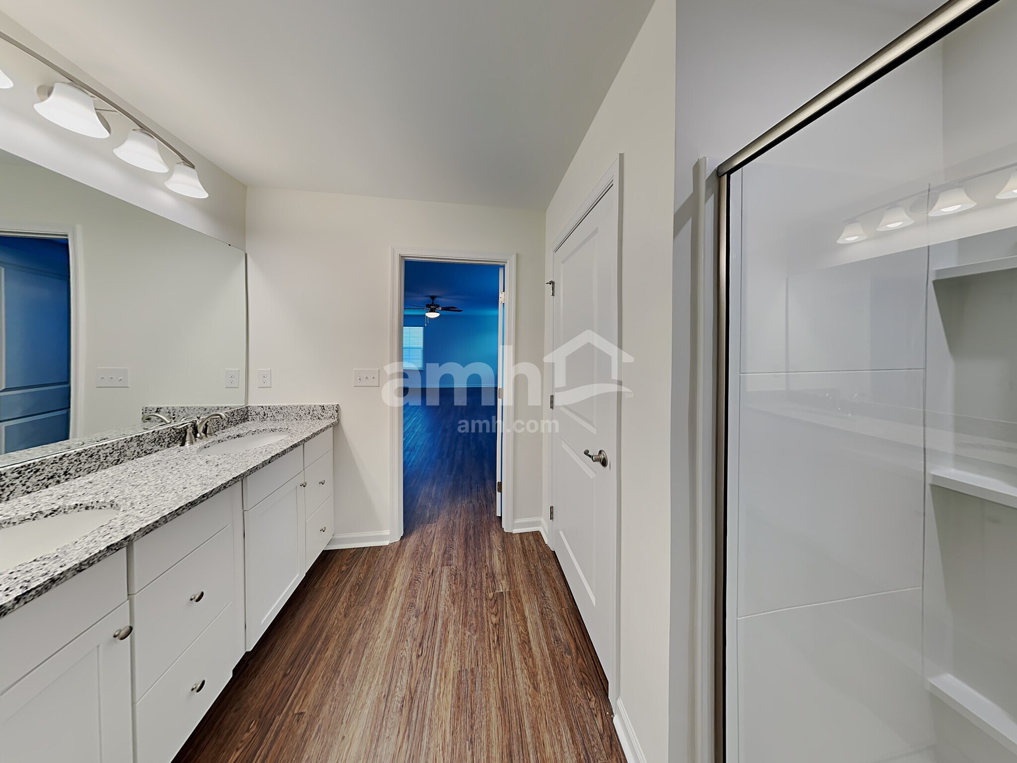 Building Photo - 661 Hamilton Park Dr