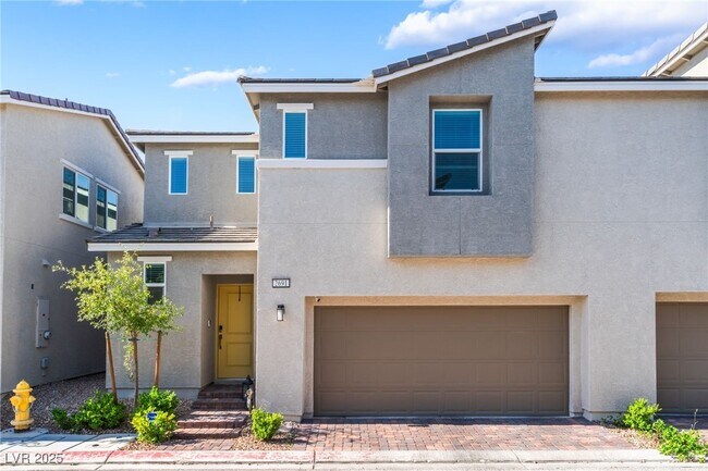 Primary Photo - 2691 Mango Light Ave