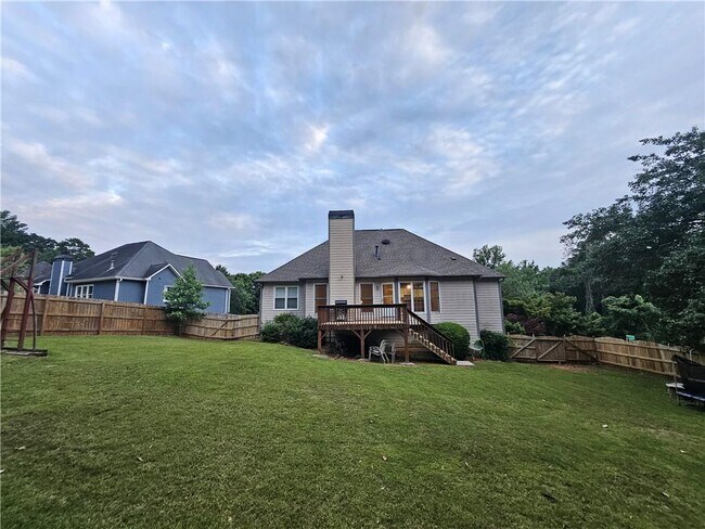 Building Photo - 144 Hunters Trce