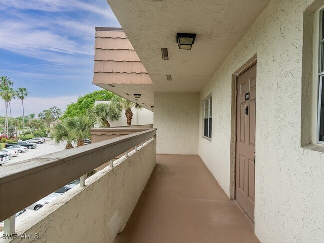 Building Photo - 499 Forest Lakes Blvd