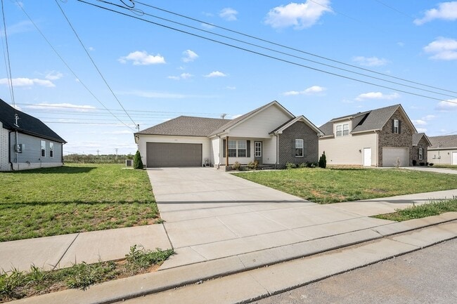 Building Photo - 107 Meadowbrook