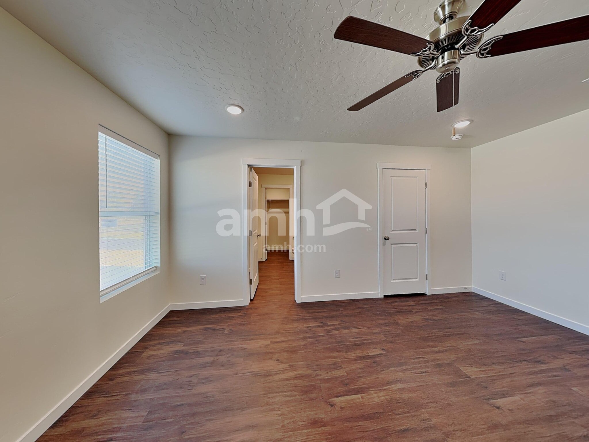 Building Photo - 9507 W Shumard St