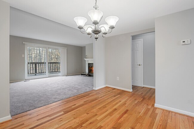 Building Photo - 10661 High Beam Ct