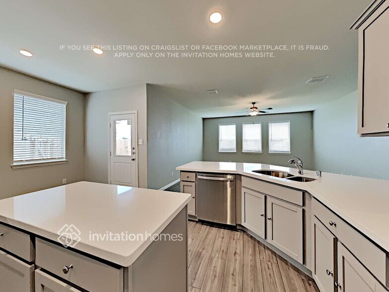 Building Photo - 14836 Grey Feather Trail