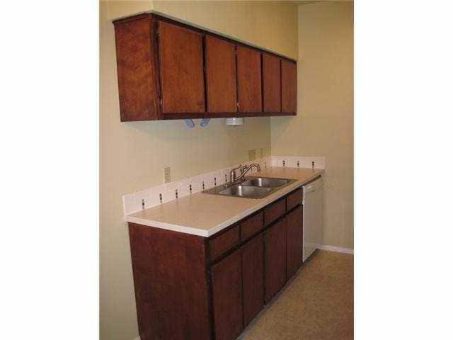 Building Photo - 2000 Whitis Ave