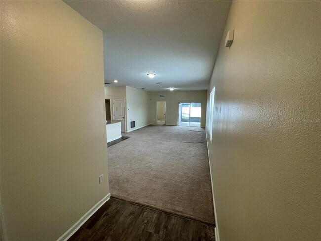 Building Photo - 865 Orchid Grove Blvd
