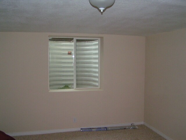 Building Photo - 1357 Kenton St