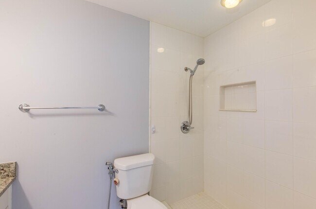 Building Photo - 12622 White Coral Dr