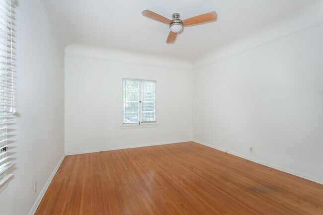 Building Photo - 6313 Orange St