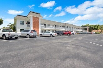 Building Photo - 10000 Meridian Way N