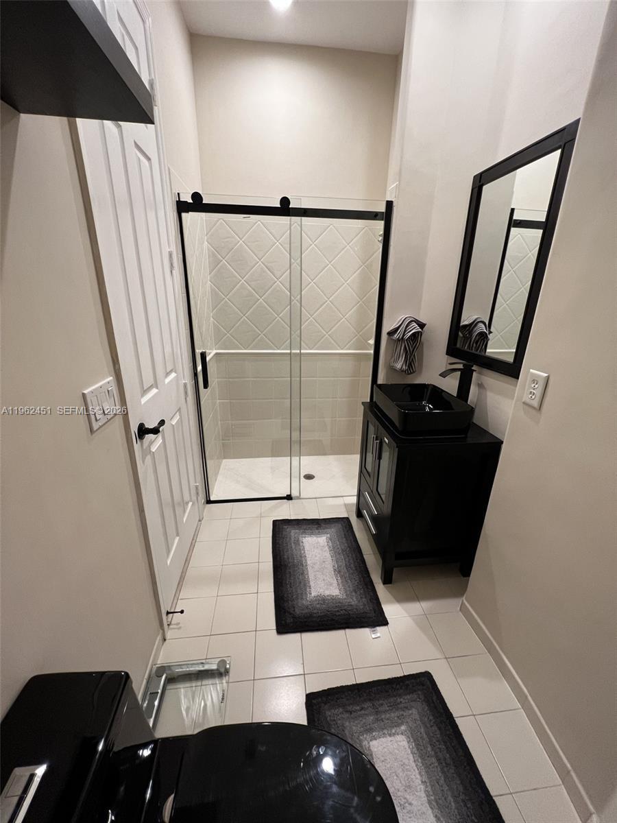 Building Photo - 4800 NW 124th Way