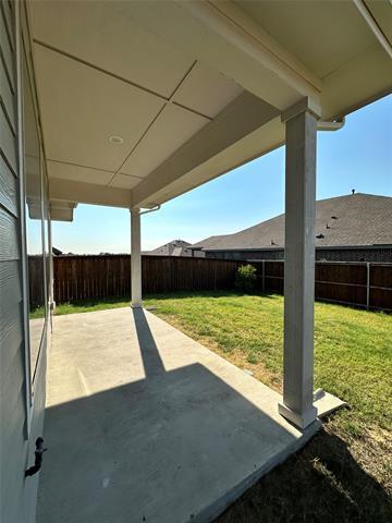 Building Photo - 4716 Bluffview Dr