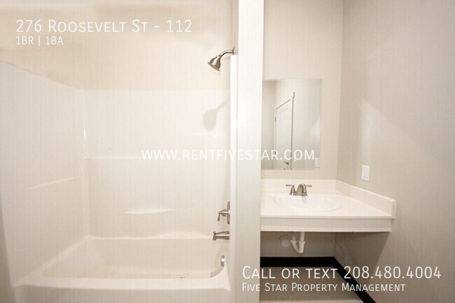 Building Photo - 276 Roosevelt St