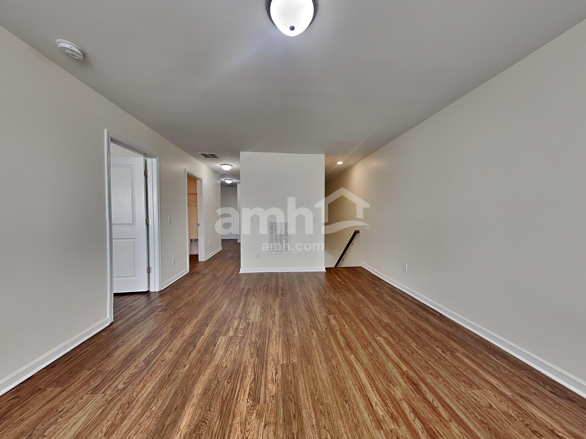 Building Photo - 220 Orion Way