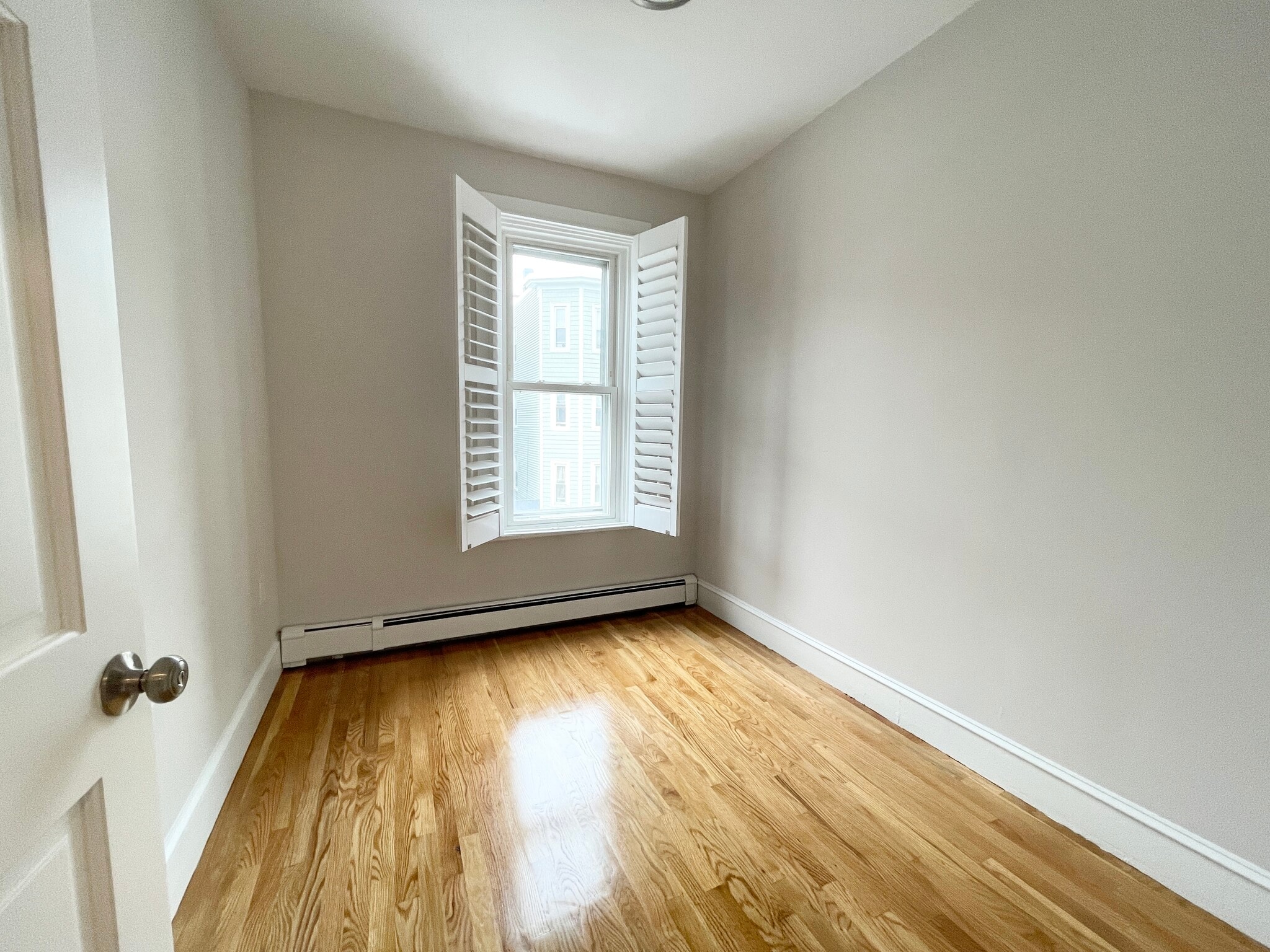 Building Photo - 130 P St