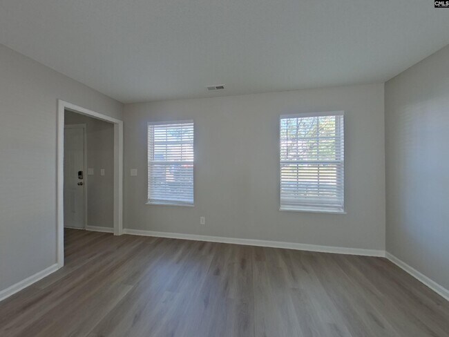 Building Photo - 925 Schofield Ln