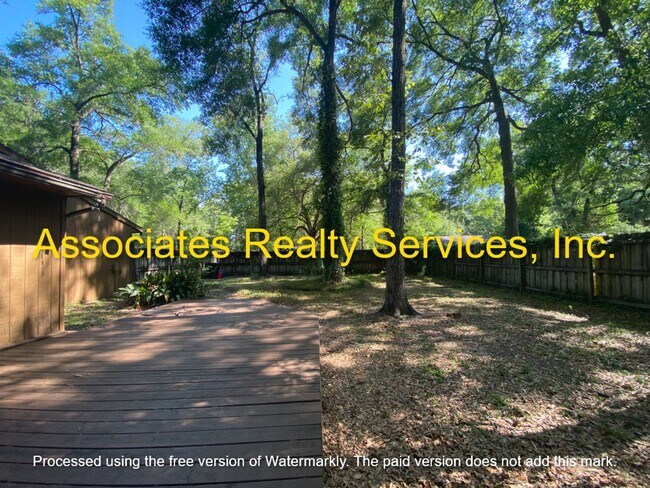 Building Photo - Single Family home in The Woodland in SW Gainesville-Great Location!