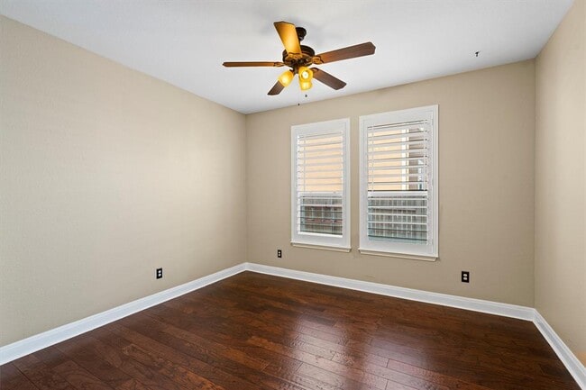 Building Photo - 100 Speckle Park Dr