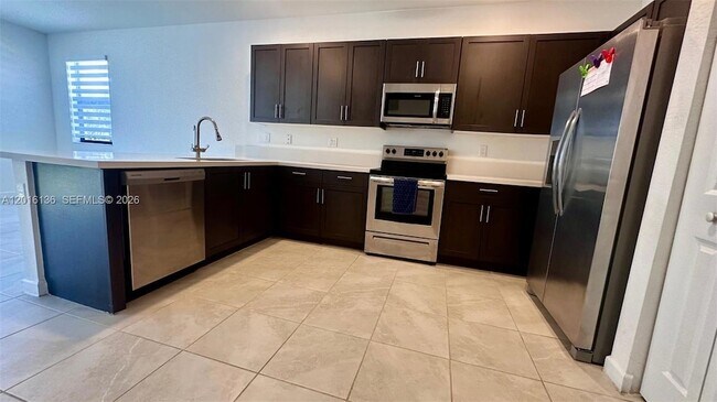 Building Photo - 13420 SW 287th Ter