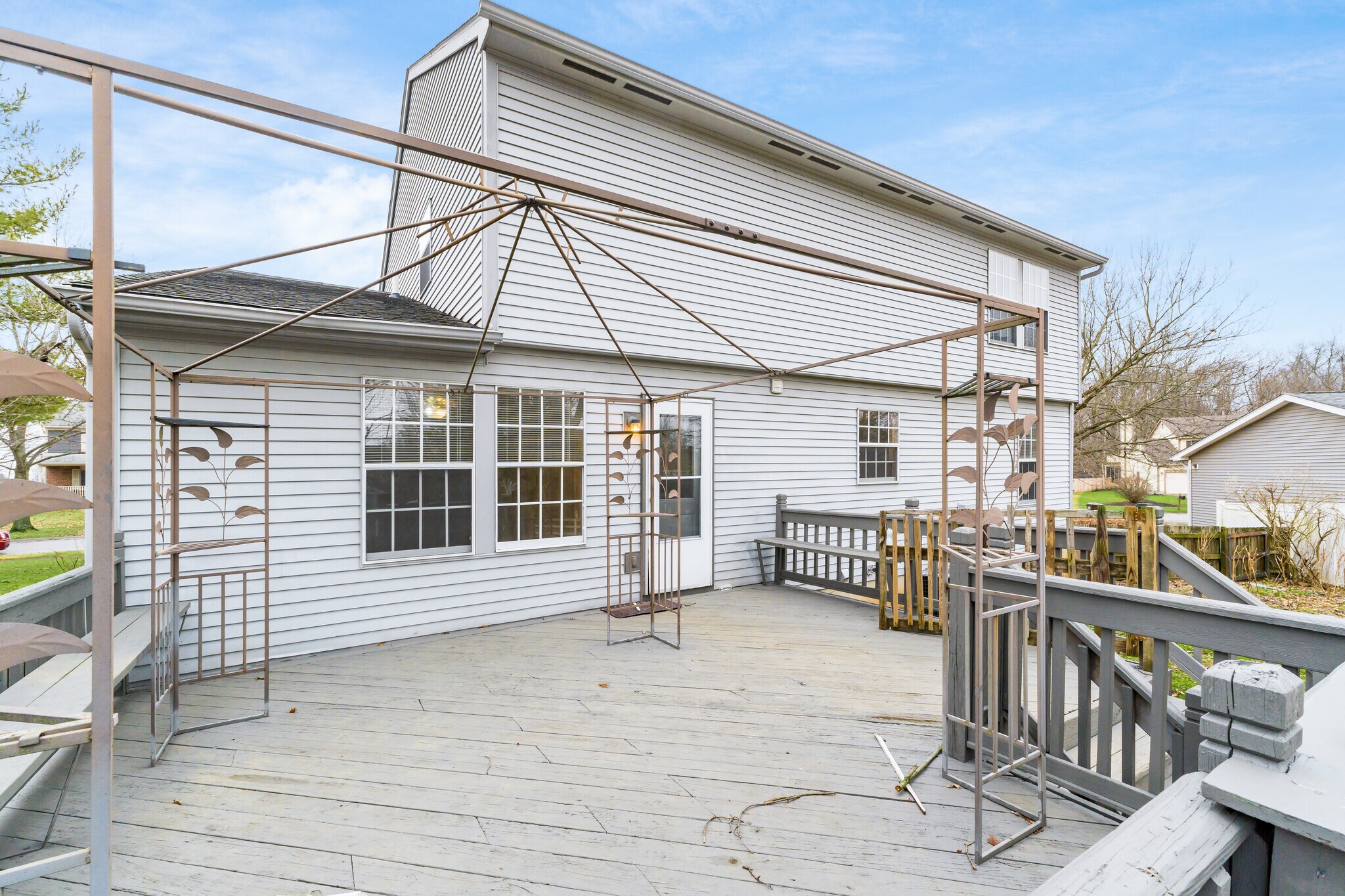 Building Photo - 260 Timber Ridge Dr