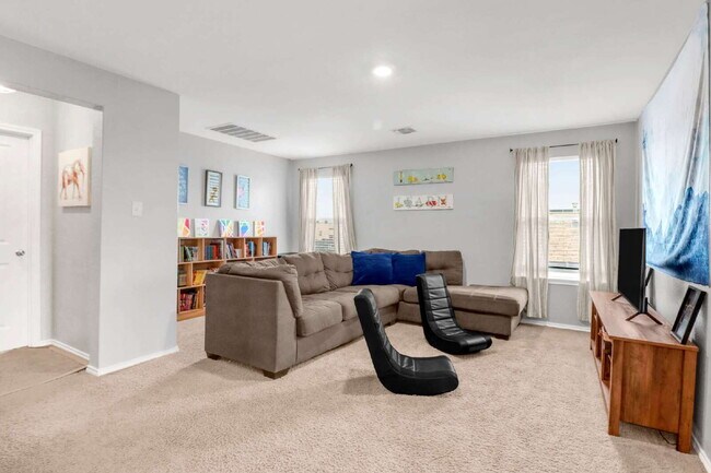 Building Photo - 6463 Legato Curv