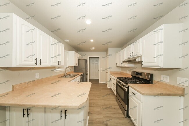Building Photo - 600 SW 149th Pl