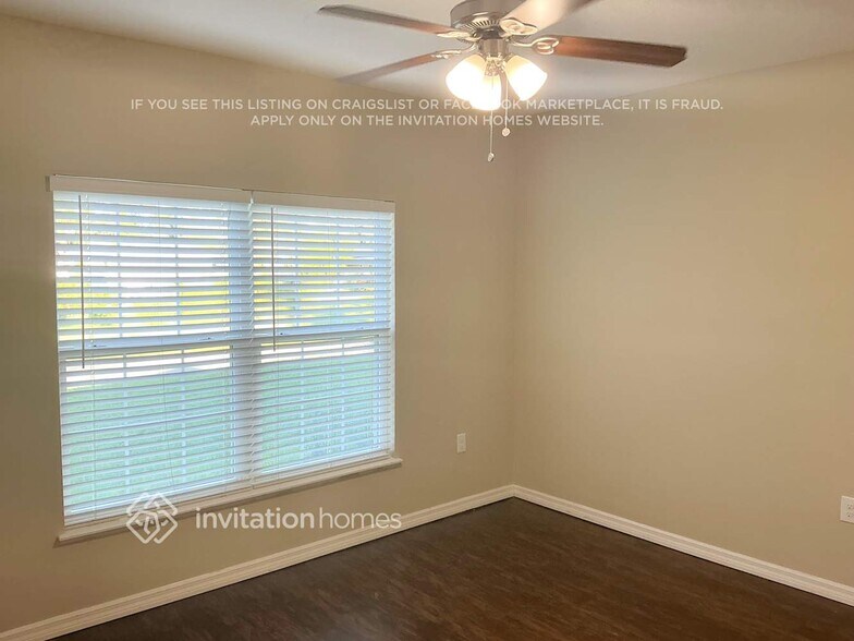 Building Photo - 2090 Sadnet Ln