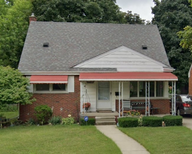 Building Photo - 13540 Lenore Ave