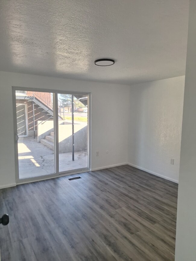 Building Photo - Roy 4-plex 2014